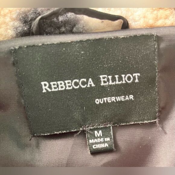 Rebecca Elliott Faux Fur Jacket with Faux Leather Trim - Size Medium - Picture 3 of 4